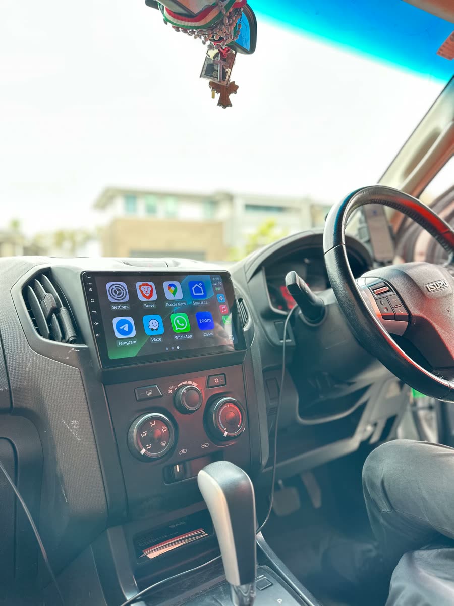 Completed CarPlay head unit install 6