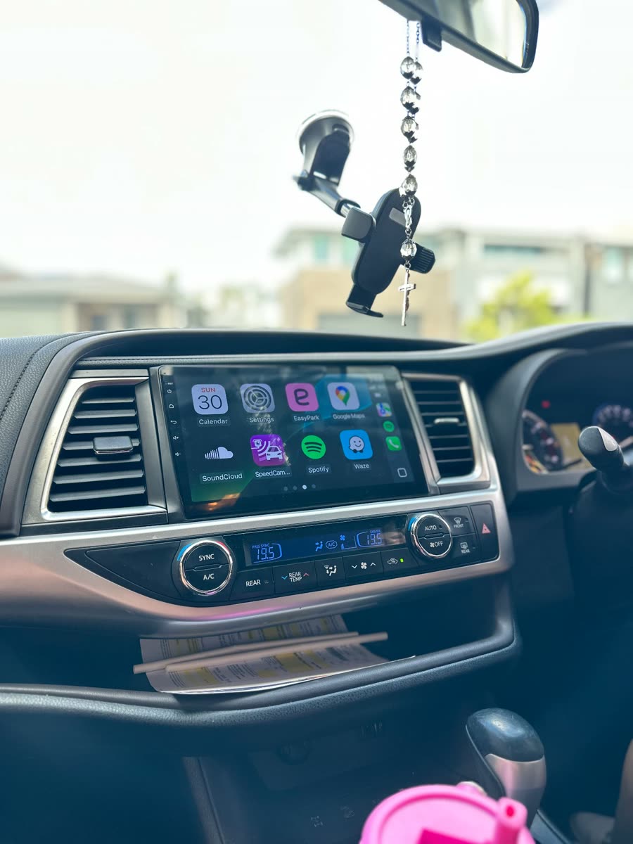 Completed CarPlay head unit install 1